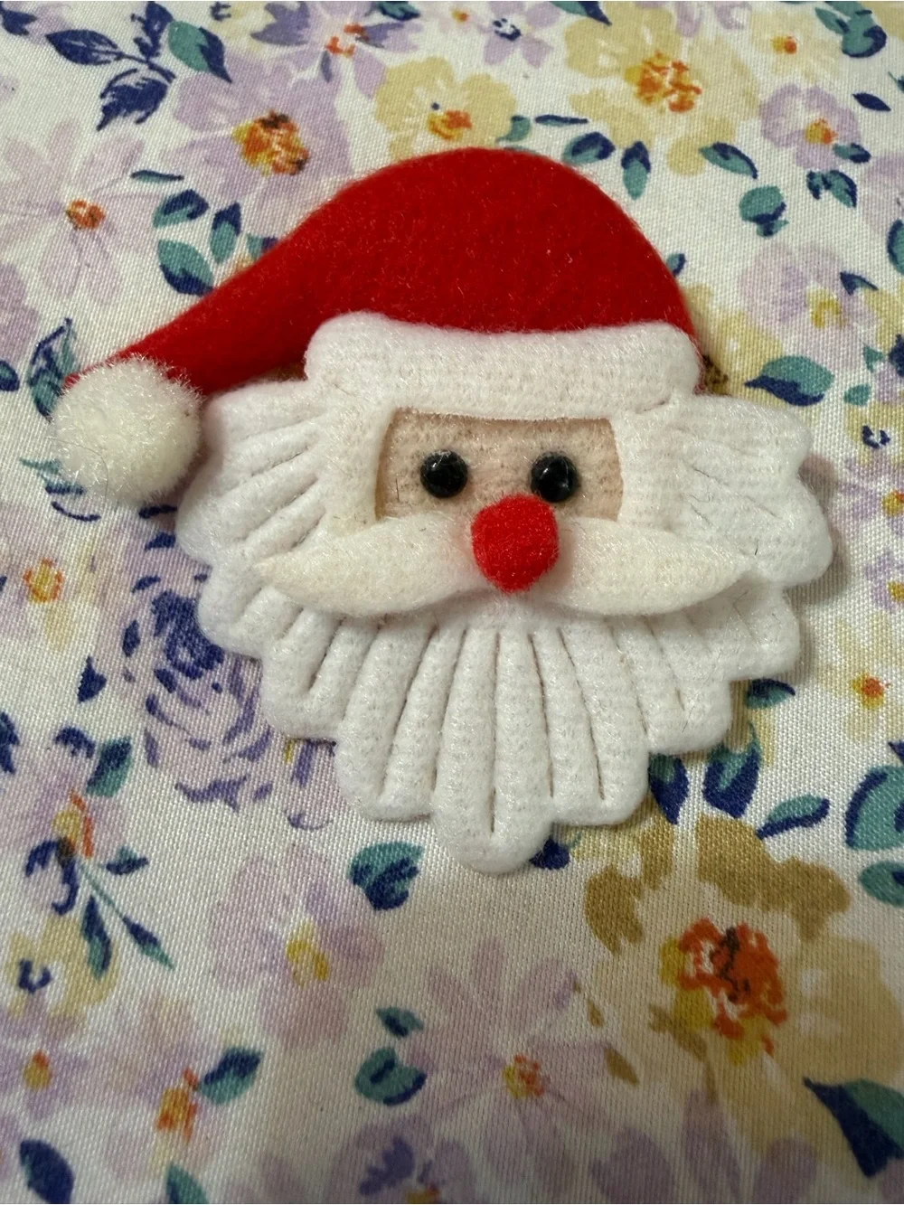 Festive Santa Felt Applique Pin. Red & White